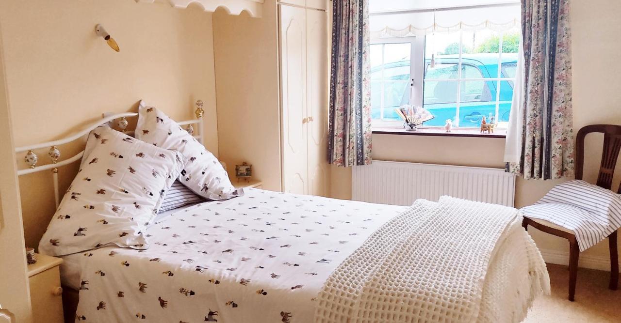 Cozy Cottage Retreat In Listowel Pet Friend Exteriör bild
