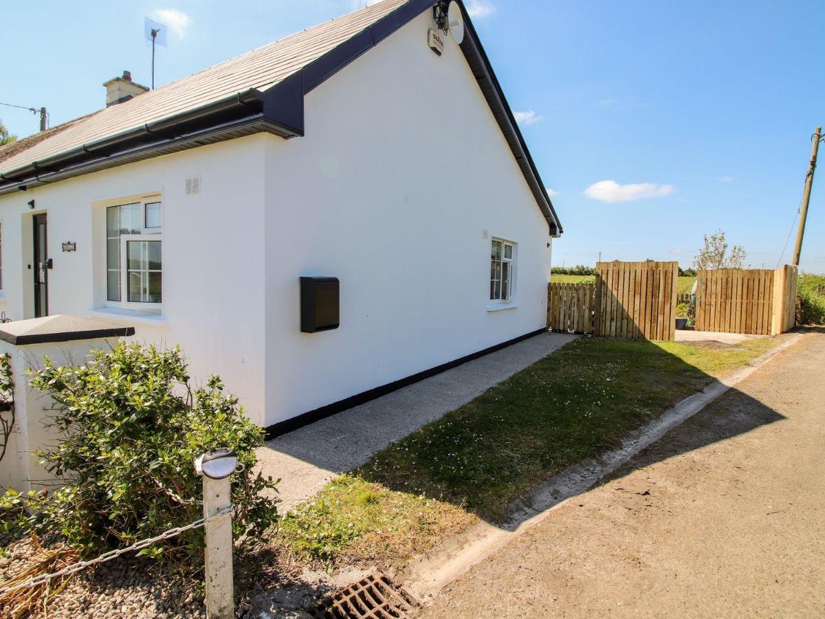 Cozy Cottage Retreat In Listowel Pet Friend Exteriör bild